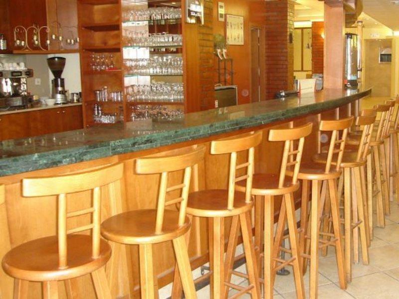 阿蒙荫酒店 巴特亚姆 外观 照片